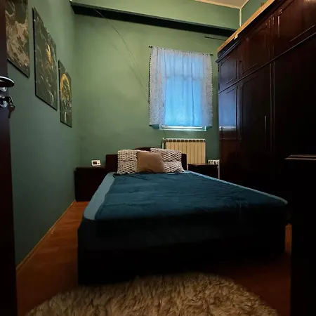 Apartment Constellation *