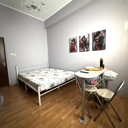3 Camere-rooms, Centru * Constanta